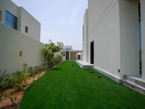 4BR_Jubail Island | Single Row Luxurious Villa with Lush Landscape | Close to Community Entrance | Next to Corner - 32