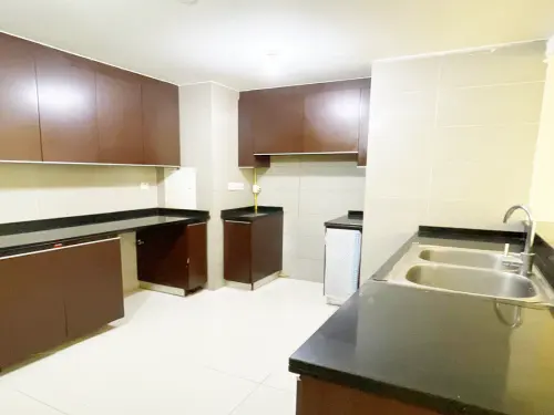 3BR - Marina Heights 1 | Luxrious Unit | Partial Sea & Swimming Pool View | Balcony - 11