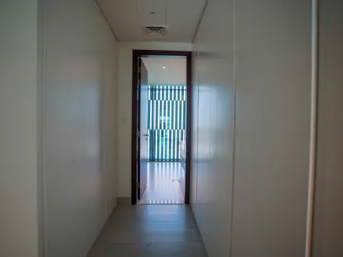 4BR_Jubail Island | Single Row Luxurious Villa with Lush Landscape | Close to Community Entrance | Next to Corner - 29