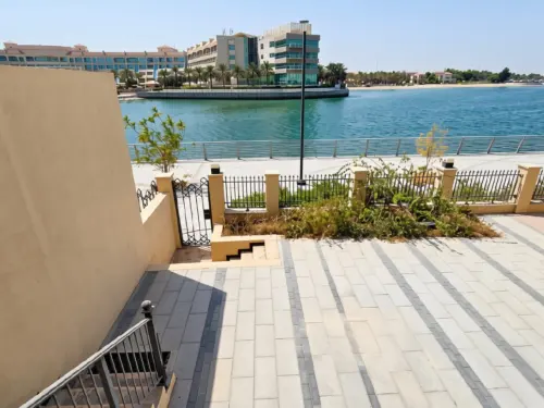 5BR+M _ LU'LUAT Al Raha _ Direct Sea View | Premium Villa with Private Pool | Massive Room Spaces | Prime Location - 4