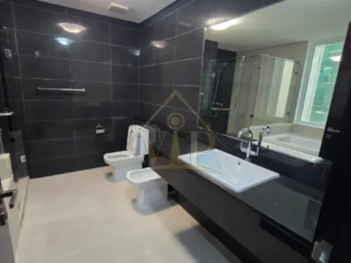 3BR + Maid's Room_ Al Durrah Tower _ Sea View| High Floor | Massive Sized Unit | Well Maintained| Perfect for Investment | High ROI 3BR +Maids - 39