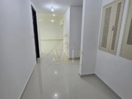 3BR + Maid's Room_ Al Durrah Tower _ Sea View| High Floor | Massive Sized Unit | Well Maintained| Perfect for Investment | High ROI 3BR +Maids - 24